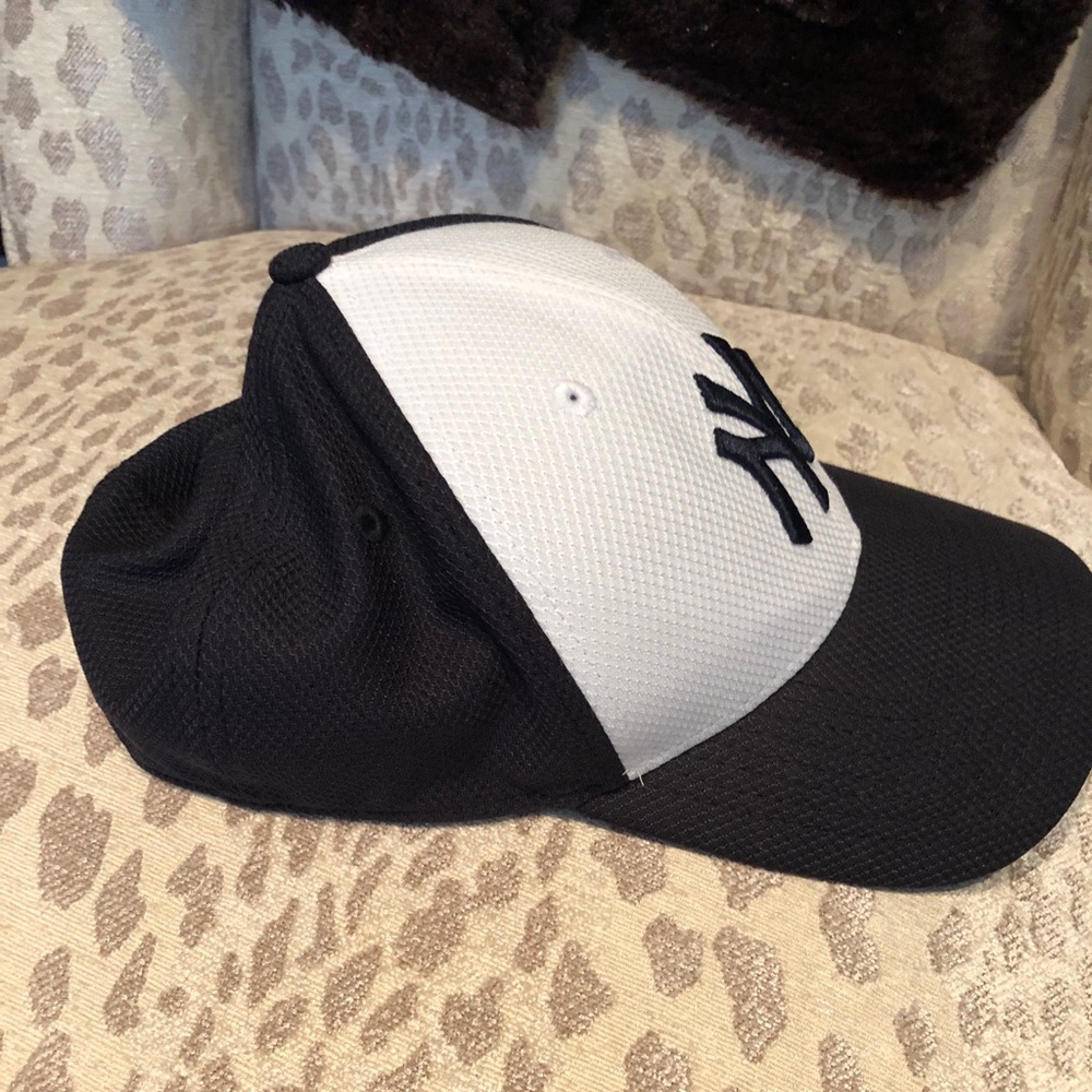 Yankee Hat - image 6